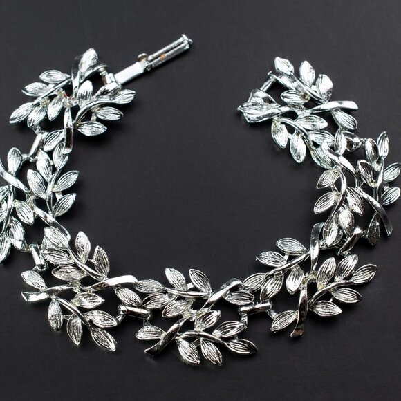 Leaf Link Women's Silvertone, Wide Chunky Leaves Bracelet - Picture 7 of 9
